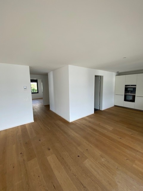 Moderne 3.5-Zimmer-Wohnung mit grosser Loggia an zentraler Lage in Affoltern am Albis 4