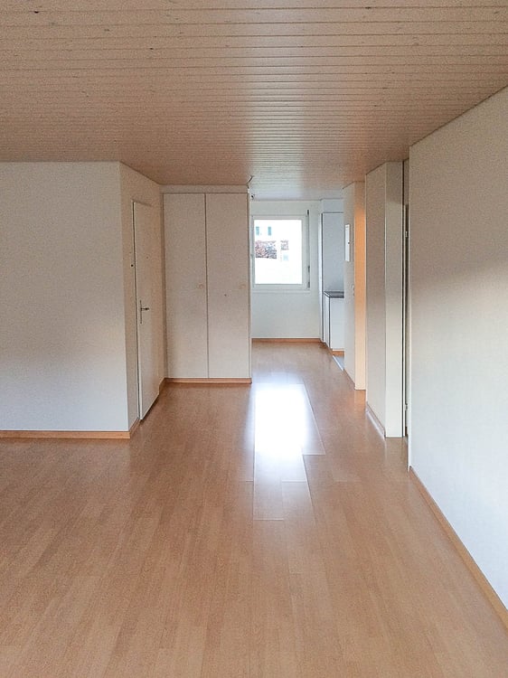 Attraktive 2.5-Zimmer-Wohnung an ruhiger und grüner Lage in Obfelden 5