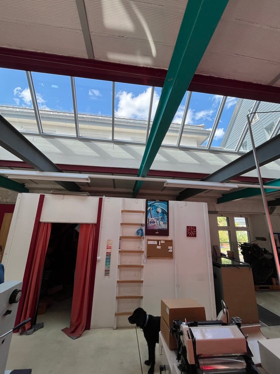 Historische Fabrikfläche mit Charakter – 250 m² Gewerberaum in Aeugstertal 12