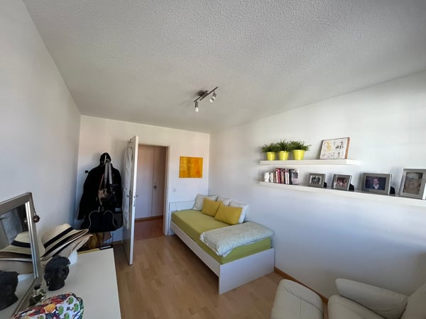 Helle 5½-Zimmerwohnung mit Balkon in familienfreundlicher Lage 7