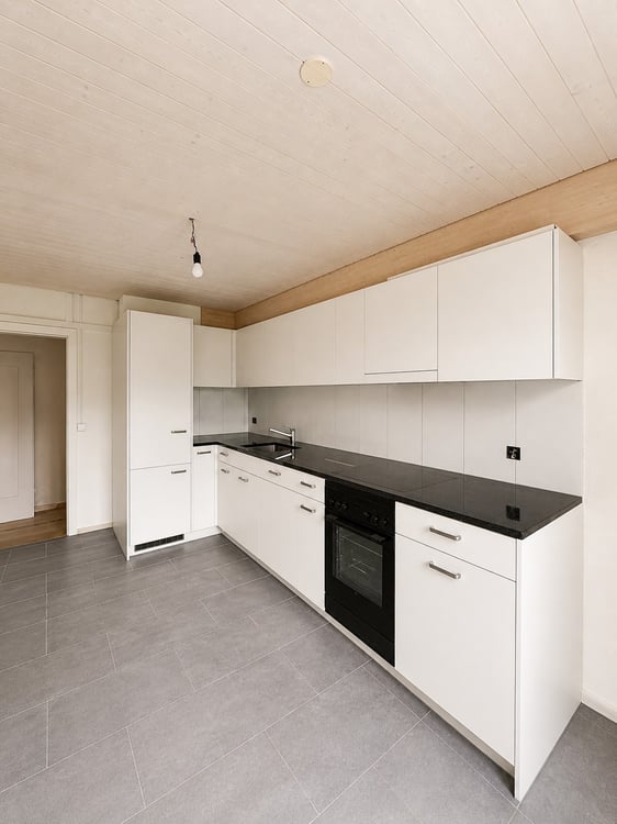 Stilvolle 3.5-Zimmer-Wohnung mit moderner Ausstattung und warmem Wohnambiente 4