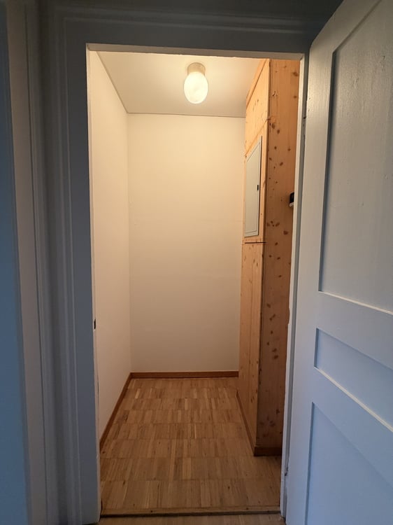 Stilvolle 3.5-Zimmer-Wohnung mit moderner Ausstattung und warmem Wohnambiente 12