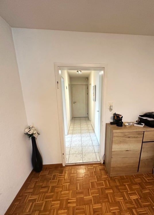 Charmante 3-Zimmer-Wohnung mit Balkon an zentraler Lage in Dietikon 5