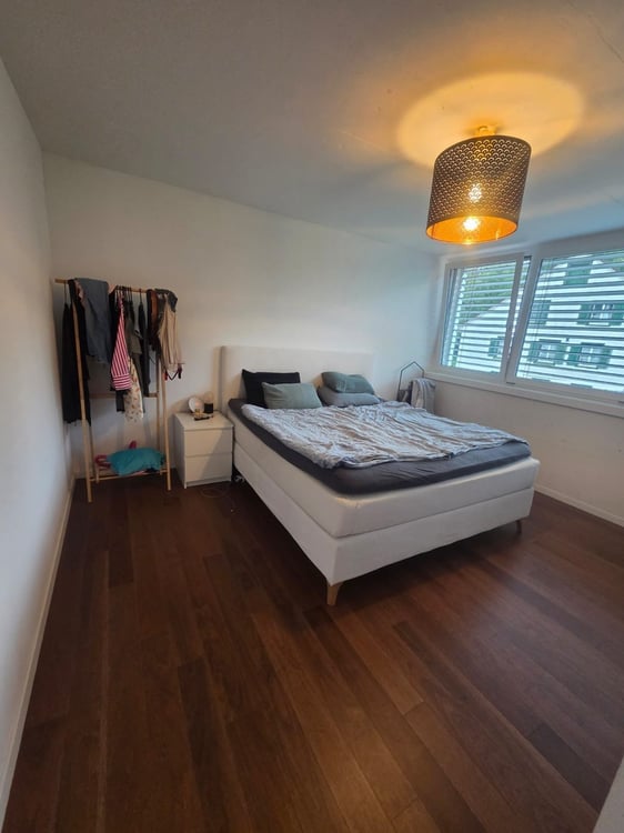 Grosszügige und helle 2.5-Zimmer-Wohnung mit viel Komfort in Rämismühle 11