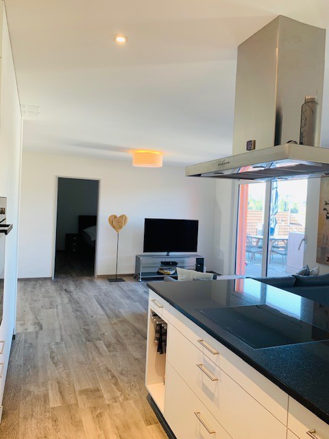 Attraktive 3.5-Zimmer-Attika-Wohnung im Eigentumsstandard 2