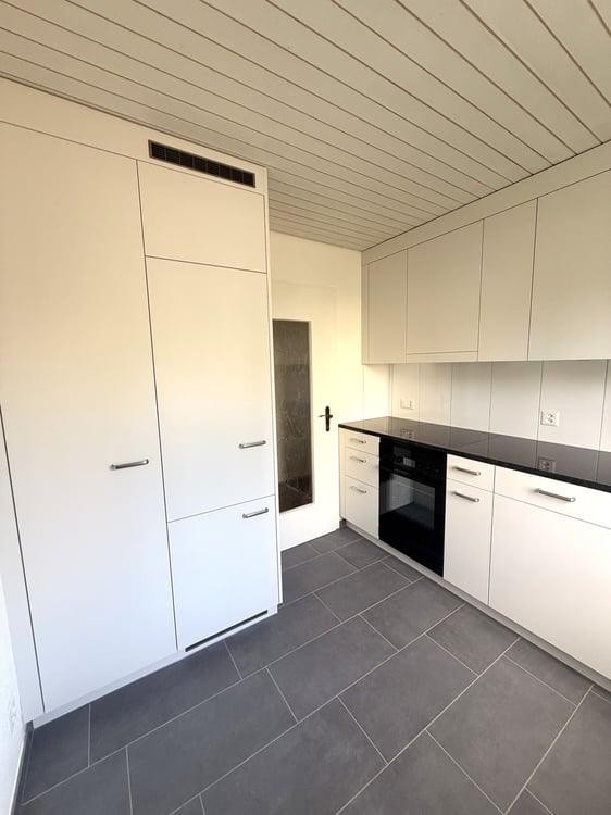 Frisch sanierte 2-Zimmer-Wohnung mit Gartensitzplatz 4
