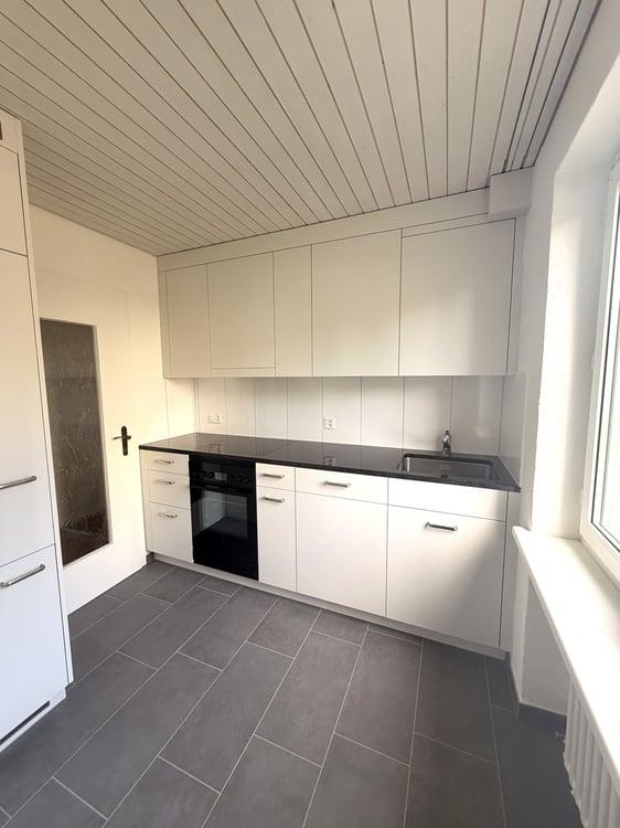 Frisch sanierte 2-Zimmer-Wohnung mit Gartensitzplatz 3