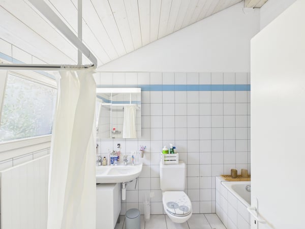 Ruhig gelegenes Haus nahe der Töss mit grosszügigem Platzangebot. 4