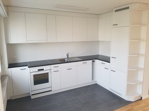 Sonnige und hochwertig teilsanierte 3 1/2-ZWG in Seuzach 3