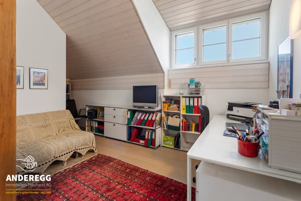 Neuwertige Dachwohnung mit Loggia  zentral wohnen in Weisslingen 9