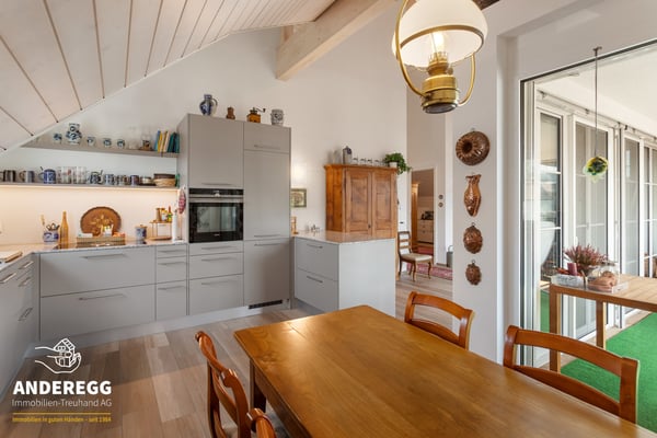 Neuwertige Dachwohnung mit Loggia  zentral wohnen in Weisslingen 11