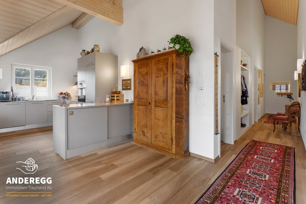 Neuwertige Dachwohnung mit Loggia  zentral wohnen in Weisslingen 6