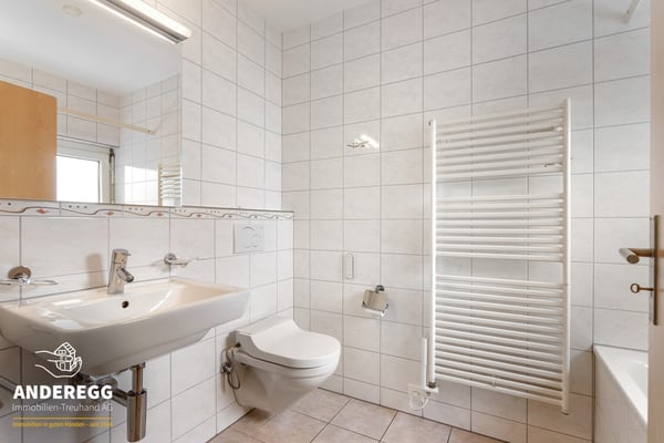 Wohnen mit viel Freiraum 4.5-Zi.-Wohnung im Erdgeschoss 8