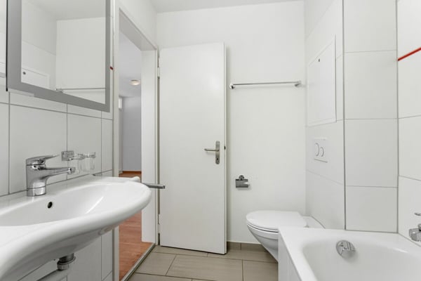 Preiswerte 4.5-Zimmerwohnung - ruhig gelegen und im Grünen 3