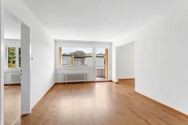 Preiswerte 4.5-Zimmerwohnung - ruhig gelegen und im Grünen 5