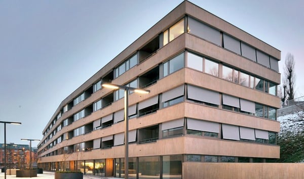 Moderne und einzigartige Attikawohnung mit Seesicht 8