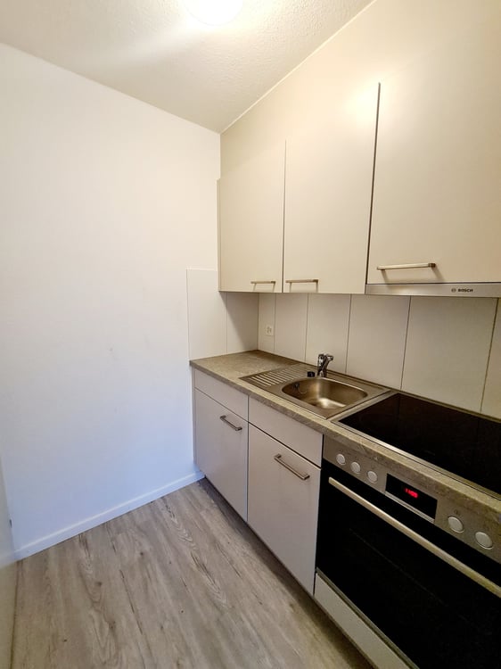 Grosszügige 2 Zimmer - Wohnung