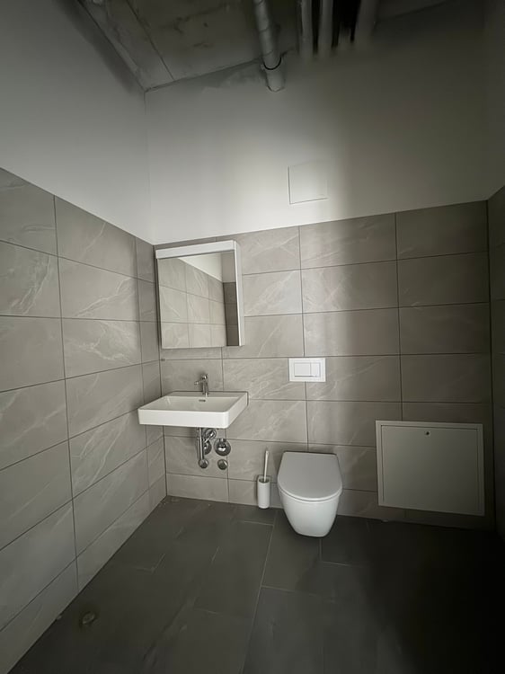 Attraktive Gewerbeeinheit in Neuhausen am Rheinfall zu vermieten 6