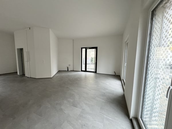 Attraktive Gewerbeeinheit in Neuhausen am Rheinfall zu vermieten 3