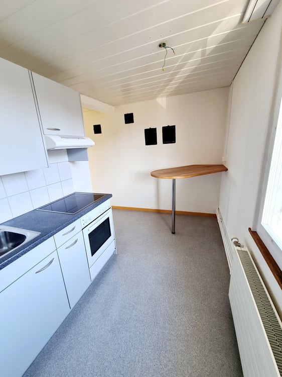 Charmante 1.5. Zi. Dachwohnung 2