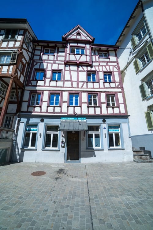 Charmante Gastro- oder Gewerbefläche in zentrale Lage in St.Gallen 8
