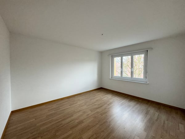 Grosszügige 5.5-Zimmer-Wohnung mit Balkon in St. Gallen 6