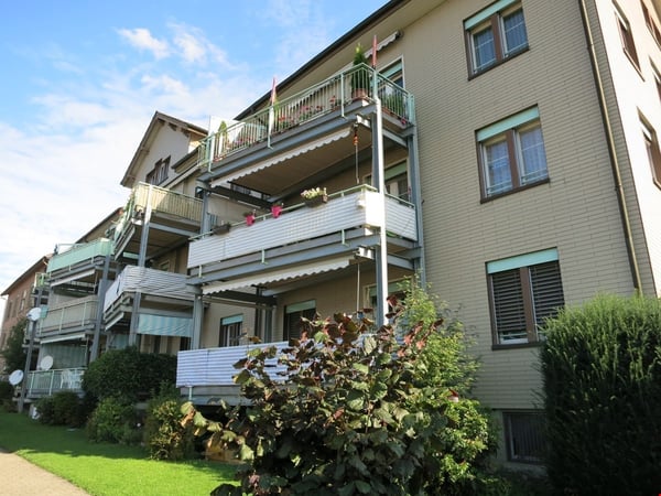 Helle 1.5-Zimmer-Wohnung mit Balkon 12