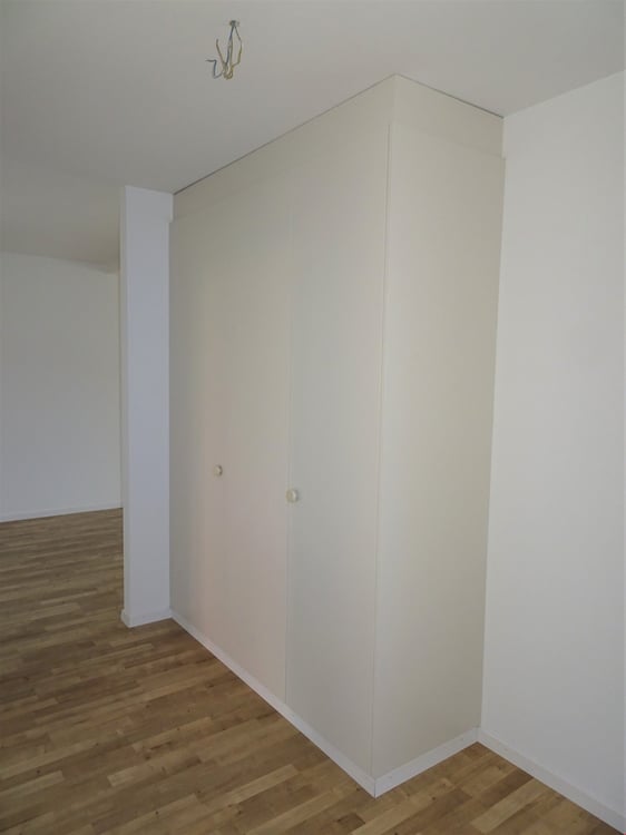 Helle 1.5-Zimmer-Wohnung mit Balkon 10