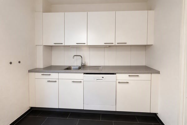 Sehr schöne Wohnung fast im Zentrum an ruhiger Lage 2