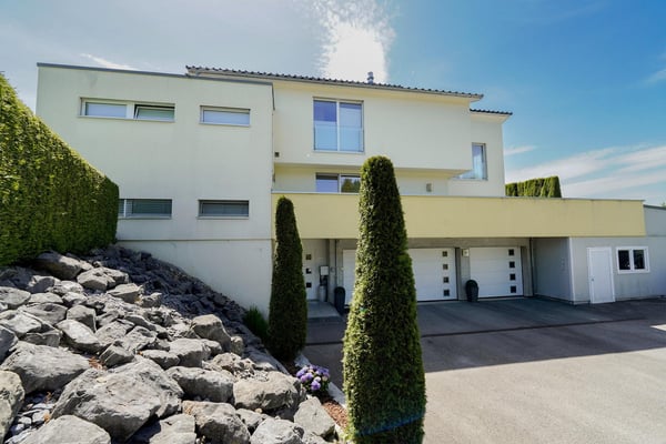 Zuhause mit Weitblick – grosszügiges Einfamilienhaus in Schönengrund inkl. Garagengebäude 3