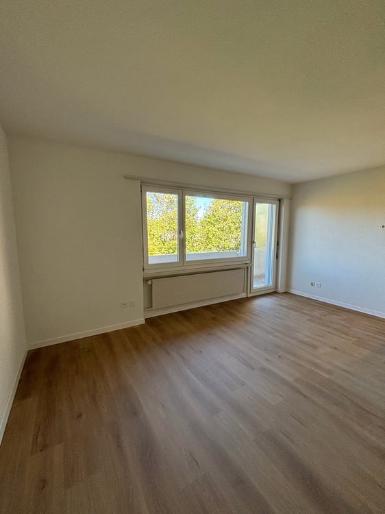 Single Wohnung mit Balkon *top moderne neue Küche* 5