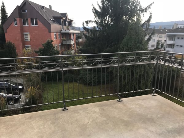 Schöne 5-Zimmer-Wohnung mit zwei Balkonen 4