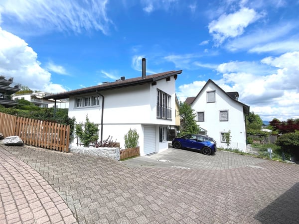 Schmuckes Einfamilienhaus in Landhausstil 1