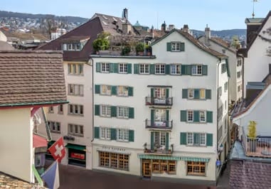 Charmante 3-Zimmer-Wohnung mit Balkon in der Zürcher Altstadt 2