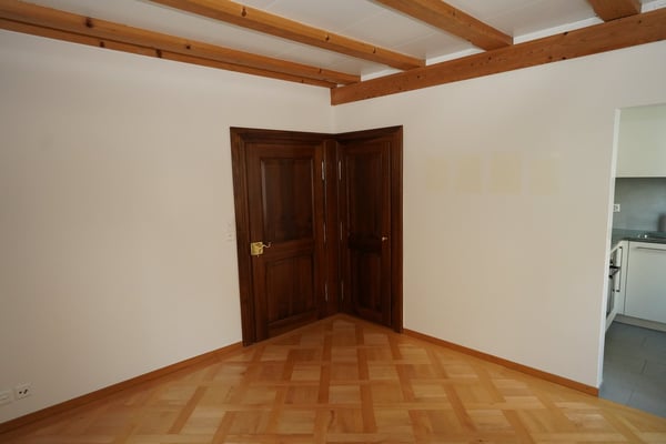 Charmante 3-Zimmer-Wohnung mit Balkon in der Zürcher Altstadt 8