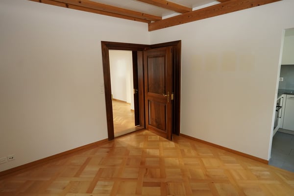 Charmante 3-Zimmer-Wohnung mit Balkon in der Zürcher Altstadt 7