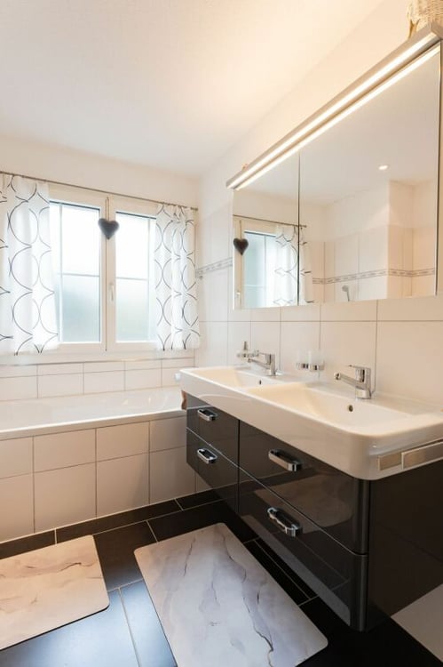 Moderne 3.5 Zimmer-Gartenwohnung am Südhang von Oberiberg! 10