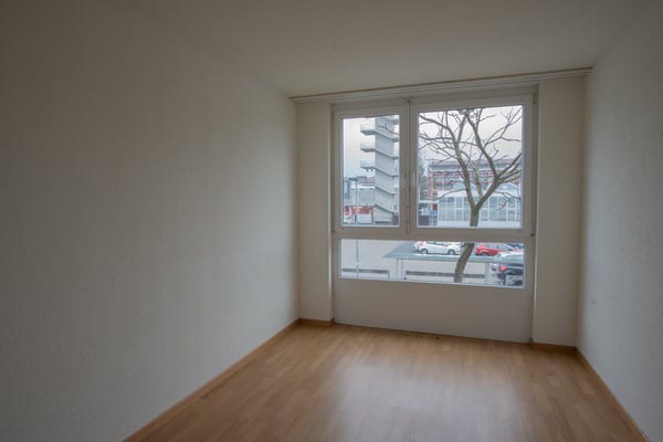 lichtdurchflutete 1.5- Zimmerwohnung im 4. Stock 8