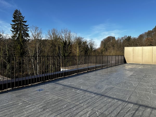 Erstvermietung - Tolle 1.5-Zimmer-Attikawohnung mit grosser Terrasse und Blick ins Grüne 13