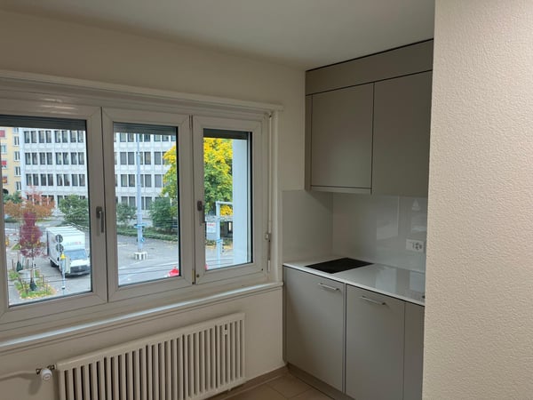 Urbane 2.5-Zimmer-Wohnung an zentraler Lage in Zürich-Wipkingen 2