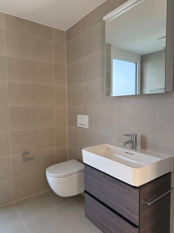 Neubau-Reihenhaus mit moderner 3.5-Zimmer-Maisonette-Wohnung! 7