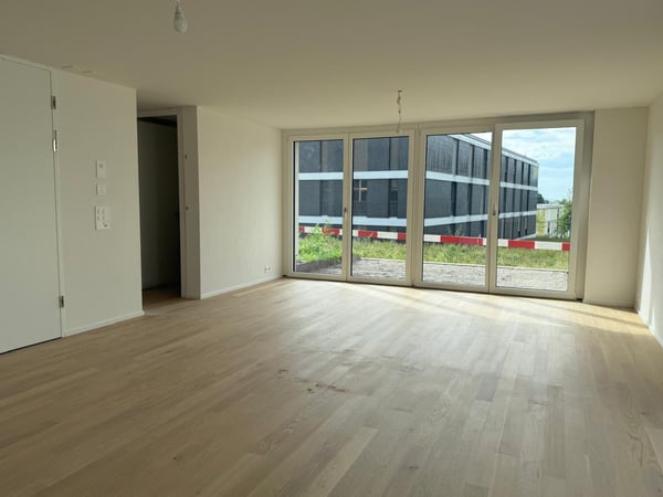Neubau-Reihenhaus mit moderner 2.5-Zimmer-Maisonette-Wohnung! 4