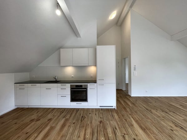 Moderne & helle 2.5 Dachwohnung in Escholzmatt