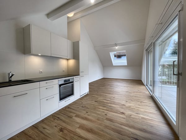 Moderne & helle 2.5 Dachwohnung in Escholzmatt 2