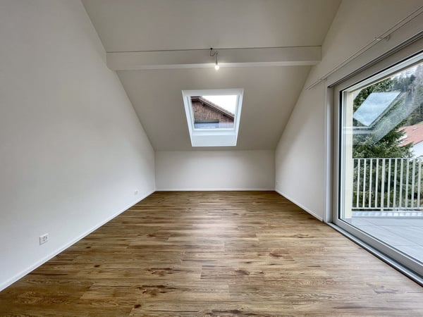 Moderne & helle 2.5 Dachwohnung in Escholzmatt 4