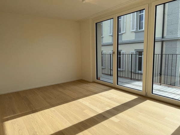 Neubau-Reihenhaus mit moderner 4.5-Zimmer-Maisonette-Wohnung! 5