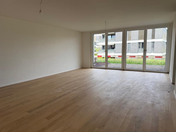 Neubau-Reihenhaus mit moderner 4.5-Zimmer-Maisonette-Wohnung! 4