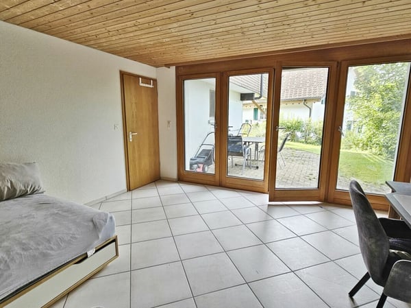 Freistehendes Zuhause mit unvergleichlicher See- und Bergsicht 15