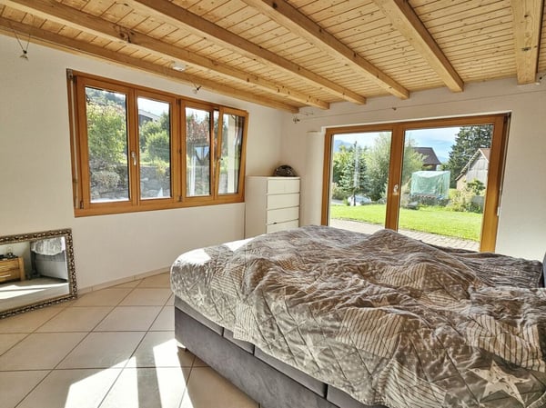 Freistehendes Zuhause mit unvergleichlicher See- und Bergsicht 14