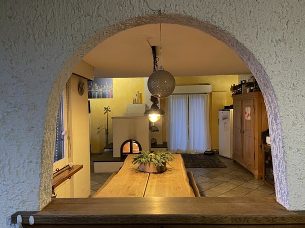 Generationenhaus mit 4 Garagen, 5 Parkplätzen & traumhafter See- und Bergsicht? 14